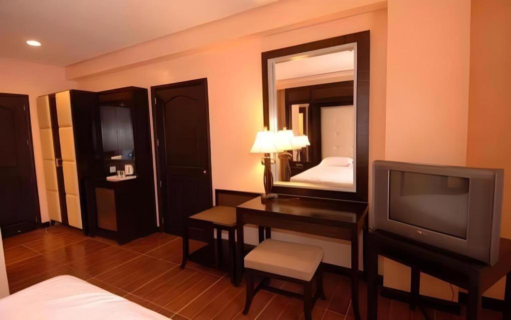 Planta Centro Bacolod Hotel & Residences Eksteriør billede
