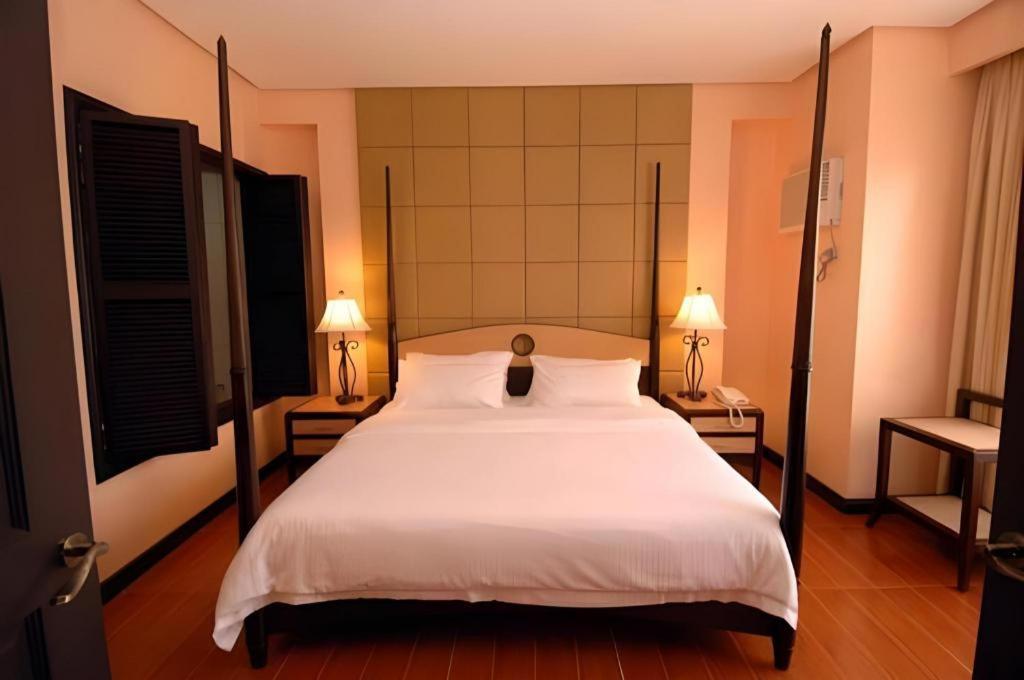 Planta Centro Bacolod Hotel & Residences Eksteriør billede