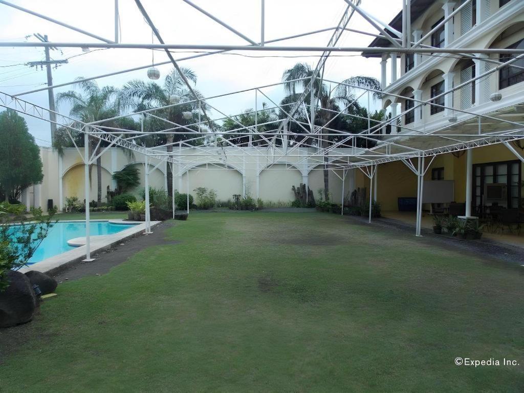 Planta Centro Bacolod Hotel & Residences Eksteriør billede