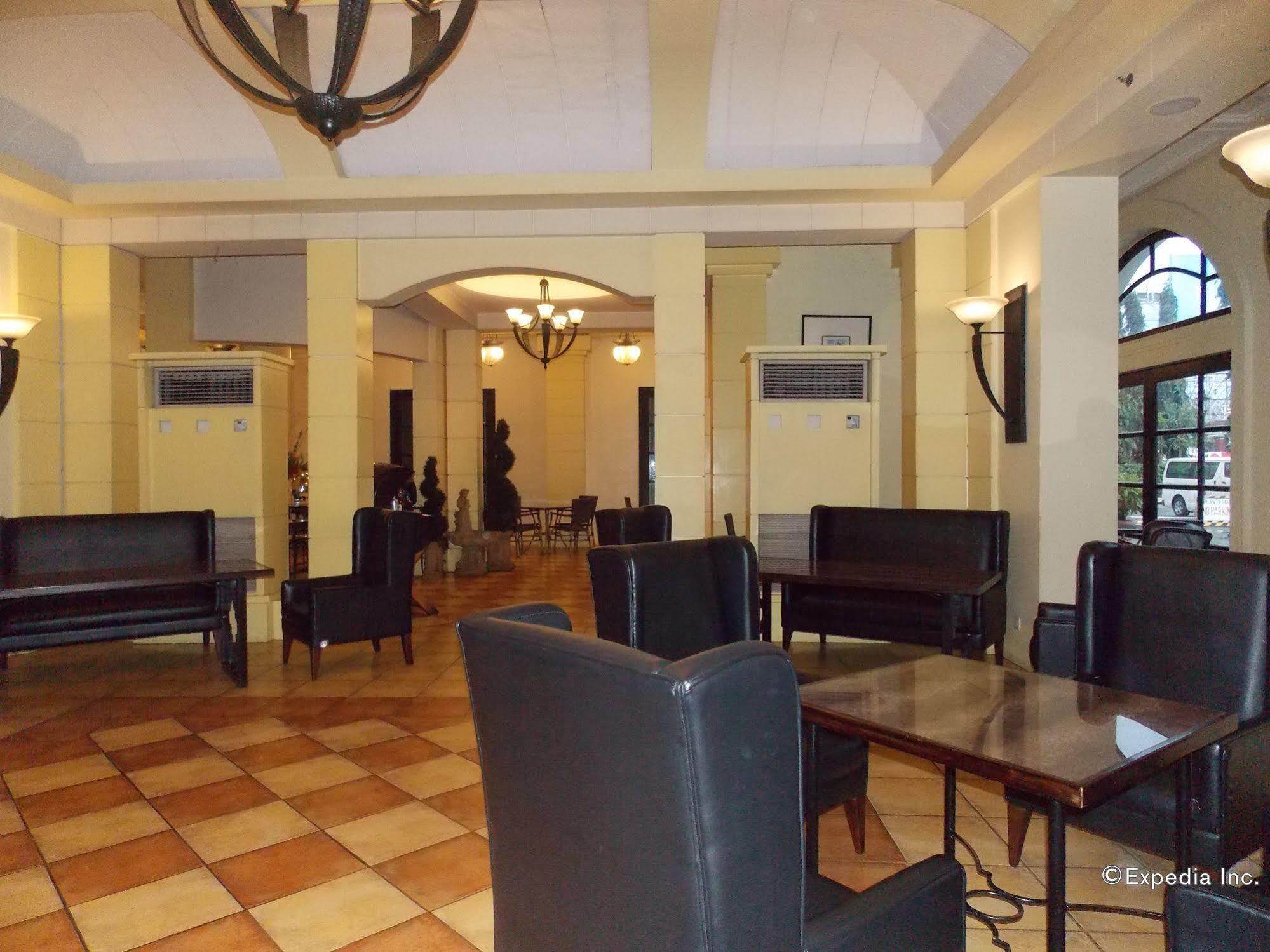 Planta Centro Bacolod Hotel & Residences Eksteriør billede
